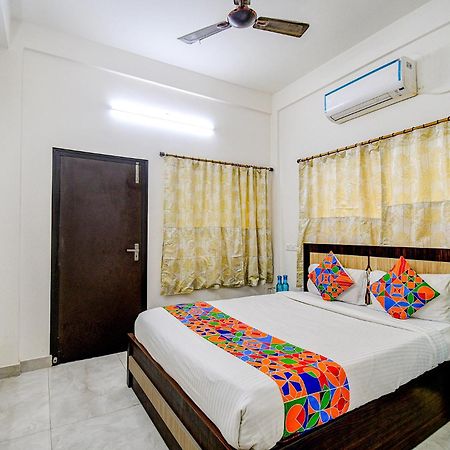 Fabexpress Moon Residency Hotel Kolkata Exterior photo